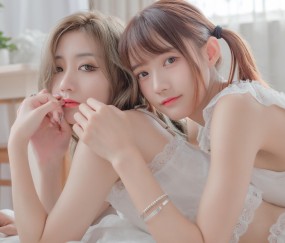 小孩发烧后睡觉烦躁（小孩子发烧后爱睡觉什么原因）